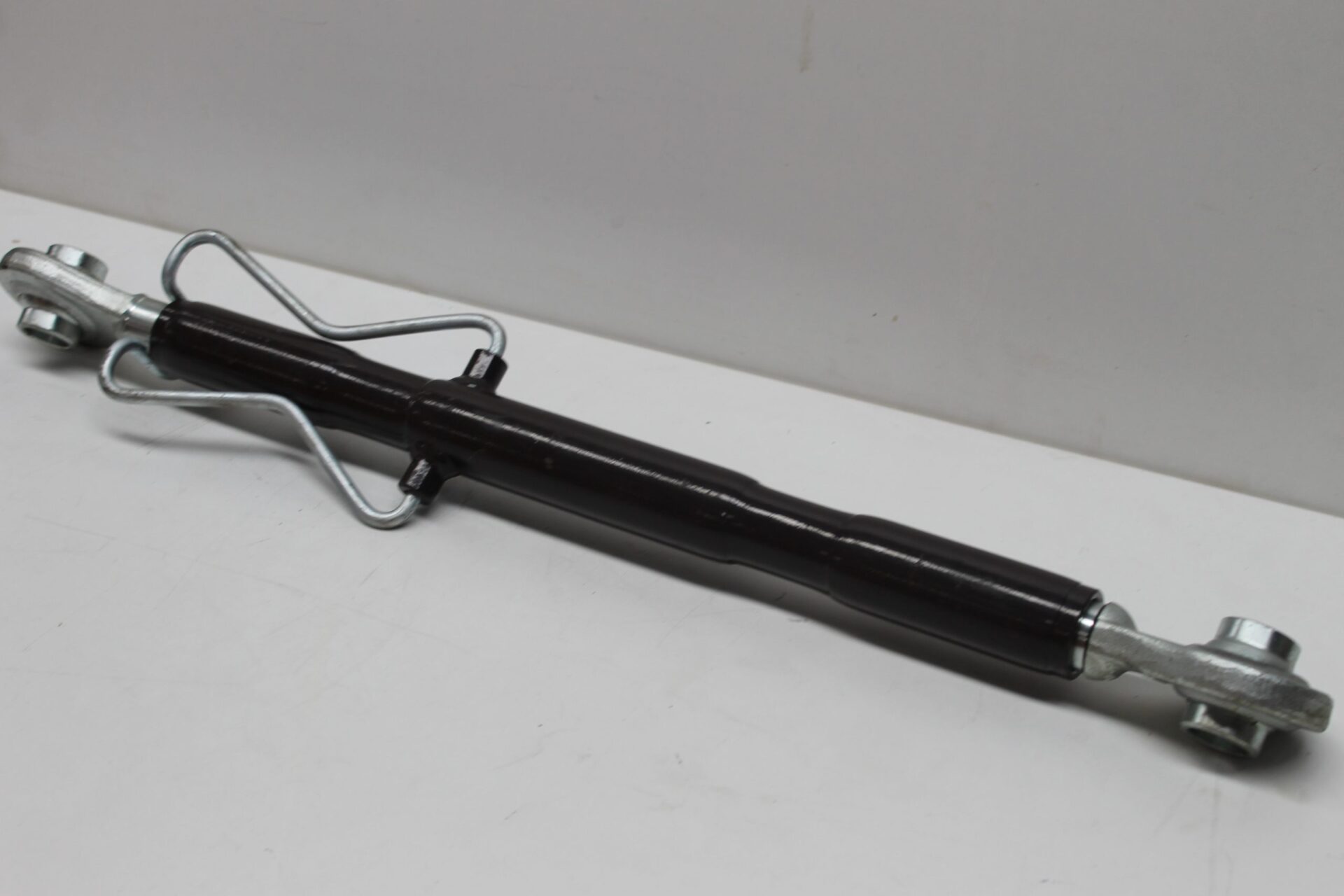 1660050M95, Top Link, Massey Ferguson Tractors, Ned Murphy Tractors Ltd.