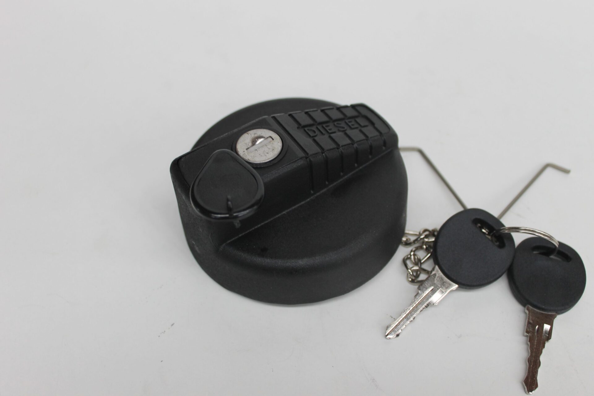 Diesel Tank Cap 1695732M1, Massey Ferguson Tractors, Ned Murphy Tractors Ltd.