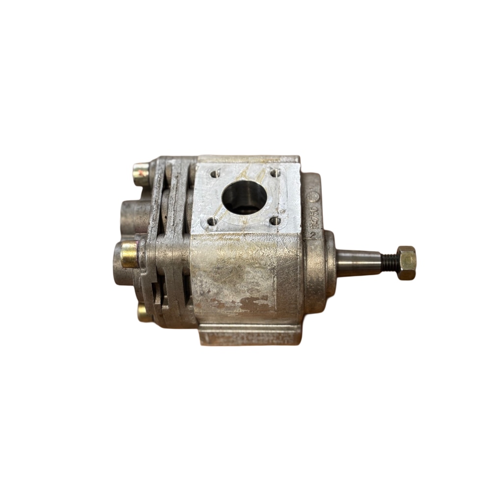 3797065M1, Hydraulic Pump, Left Side, Ned Murphy Tractors Ltd., Massey Ferguson Tractors.