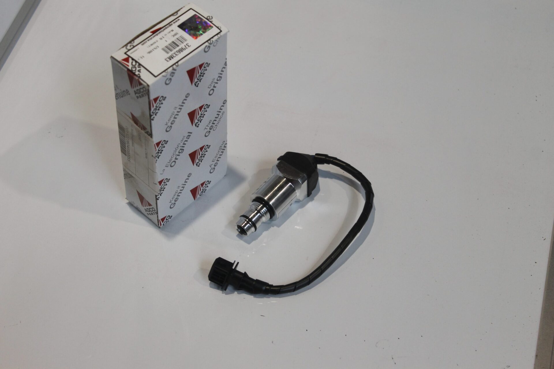 Steering Oil Filter Sensor 3798633M3, Massey Ferguson Tractors, Ned Murphy Tractors Ltd.