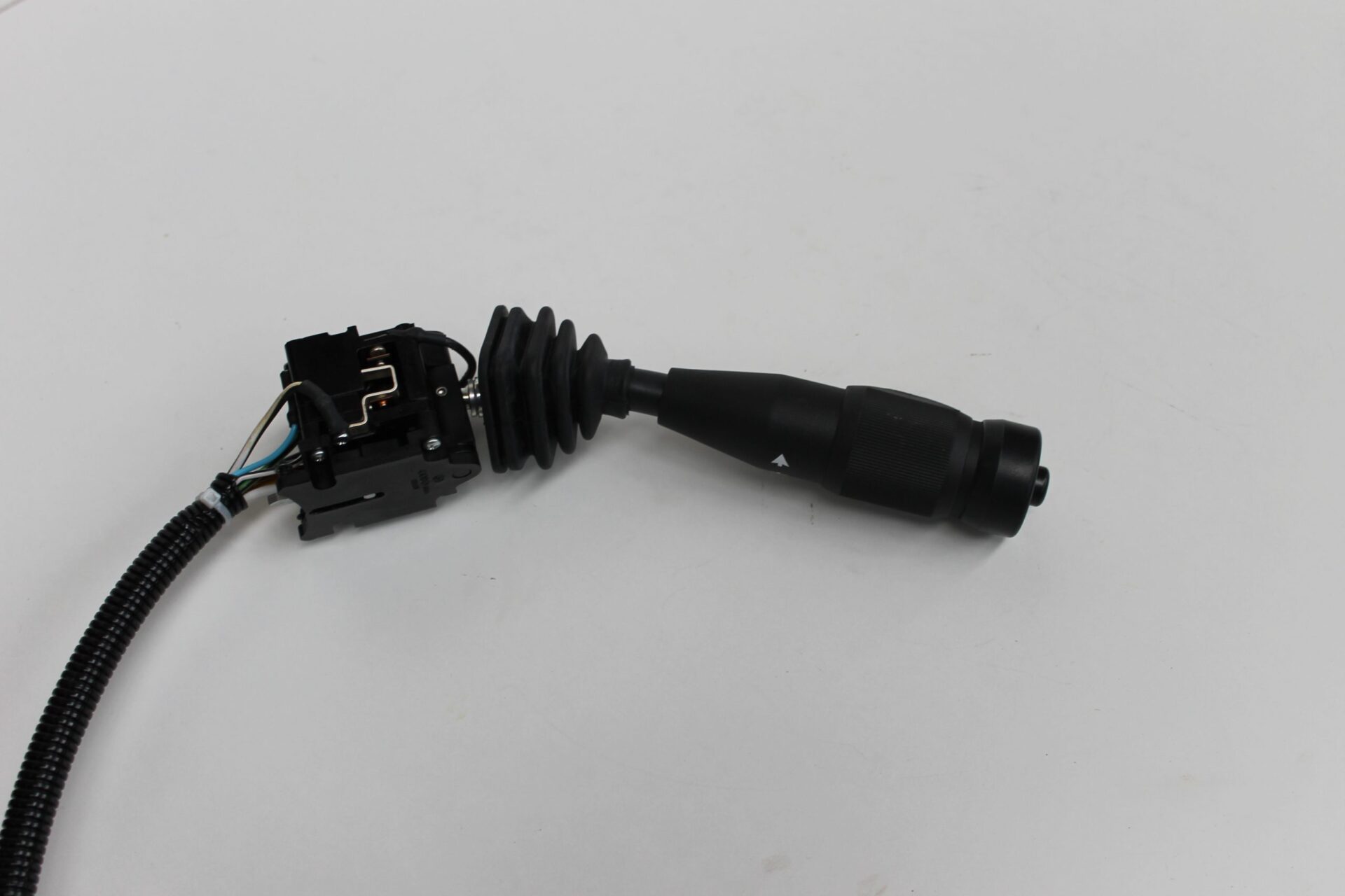 Indicator Lever 3809592M92 - Image 2