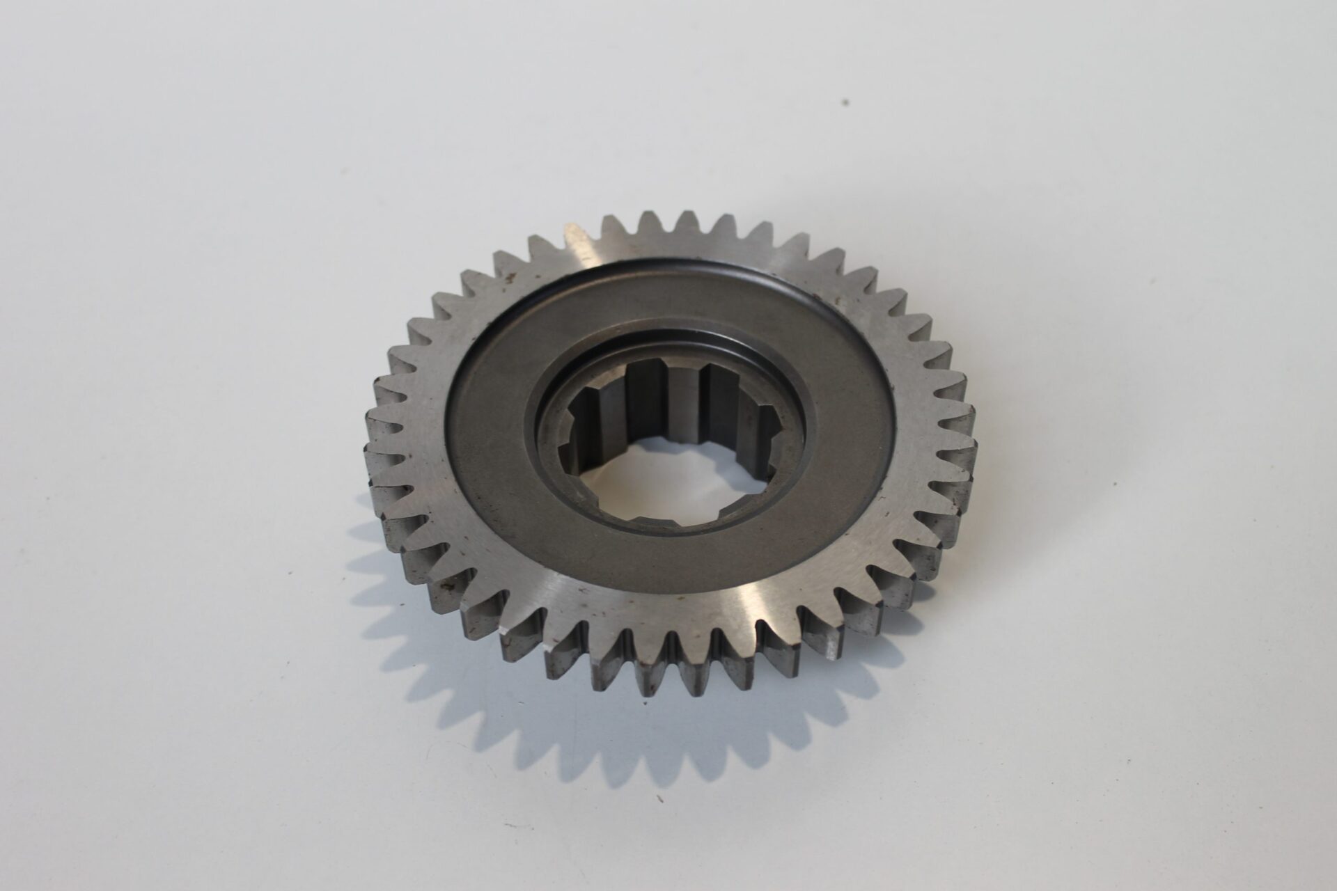 3816423M1, Gearbox Pinion 42 Teeth, Massey Ferguson Tractor, Ned Murphy Tractors Ltd.