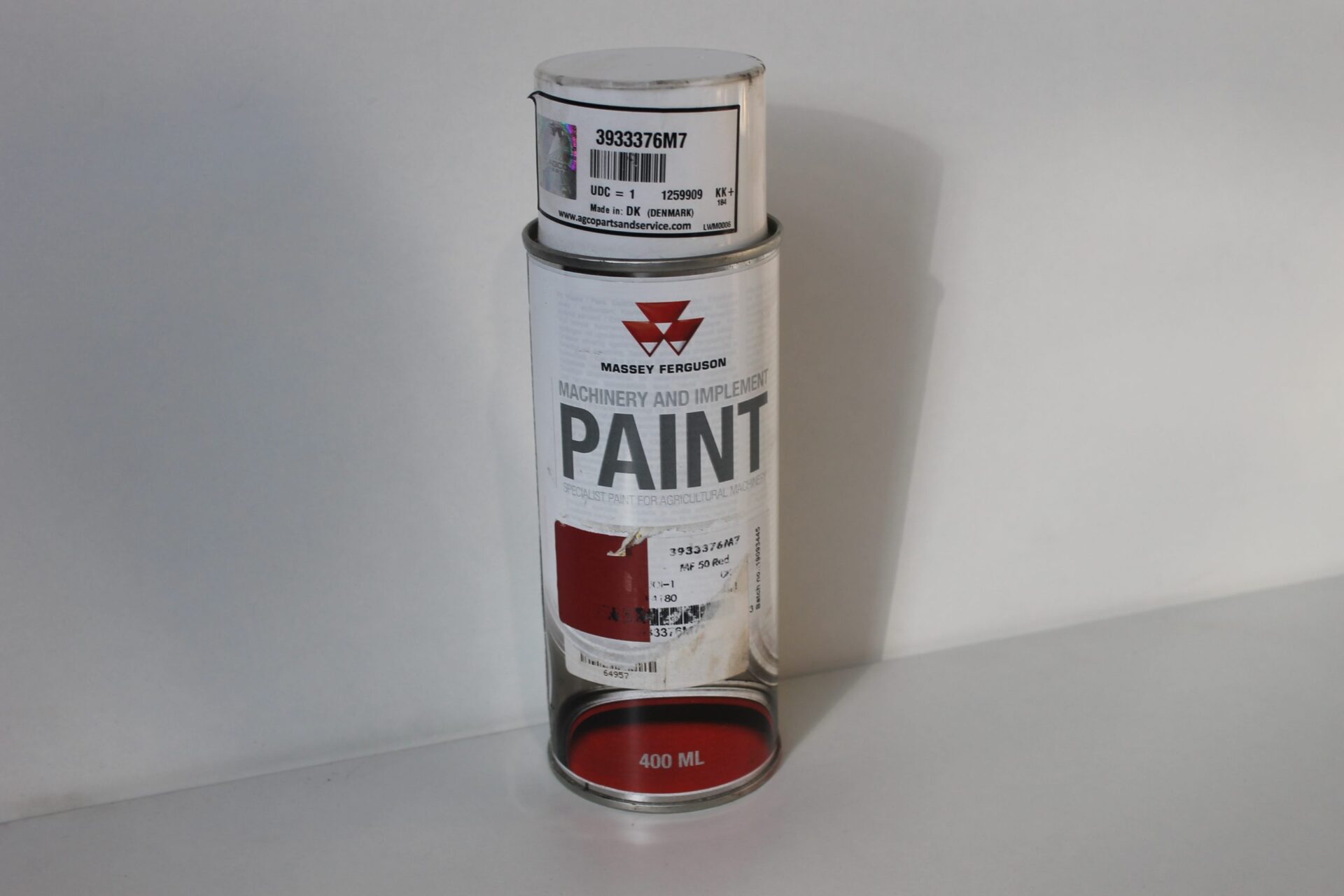 3933376M7, MF 50 Red Aerosol, Massey Ferguson ltd.