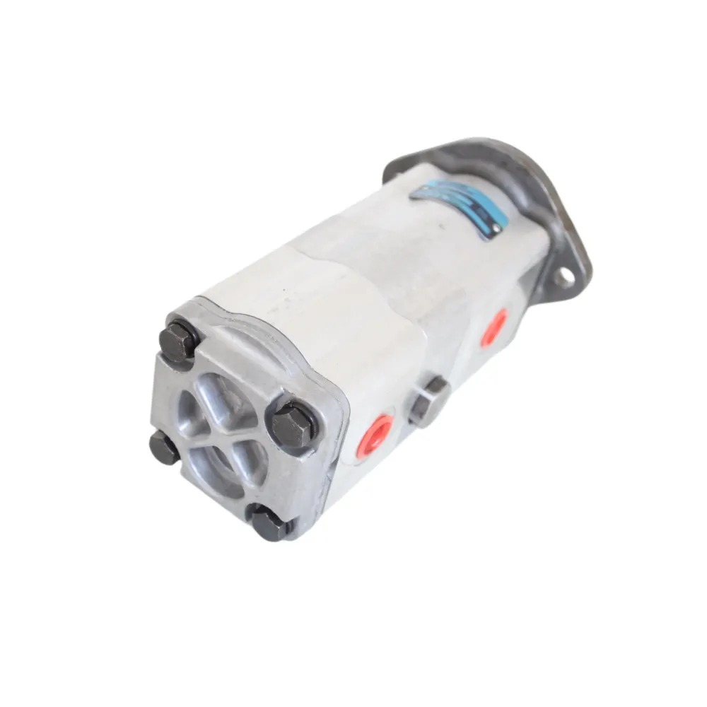 411201060900, Genuine Massey Ferguson Threaded Insert, Massey Ferguson Tractors, Ned Murphy Tractors Ltd.