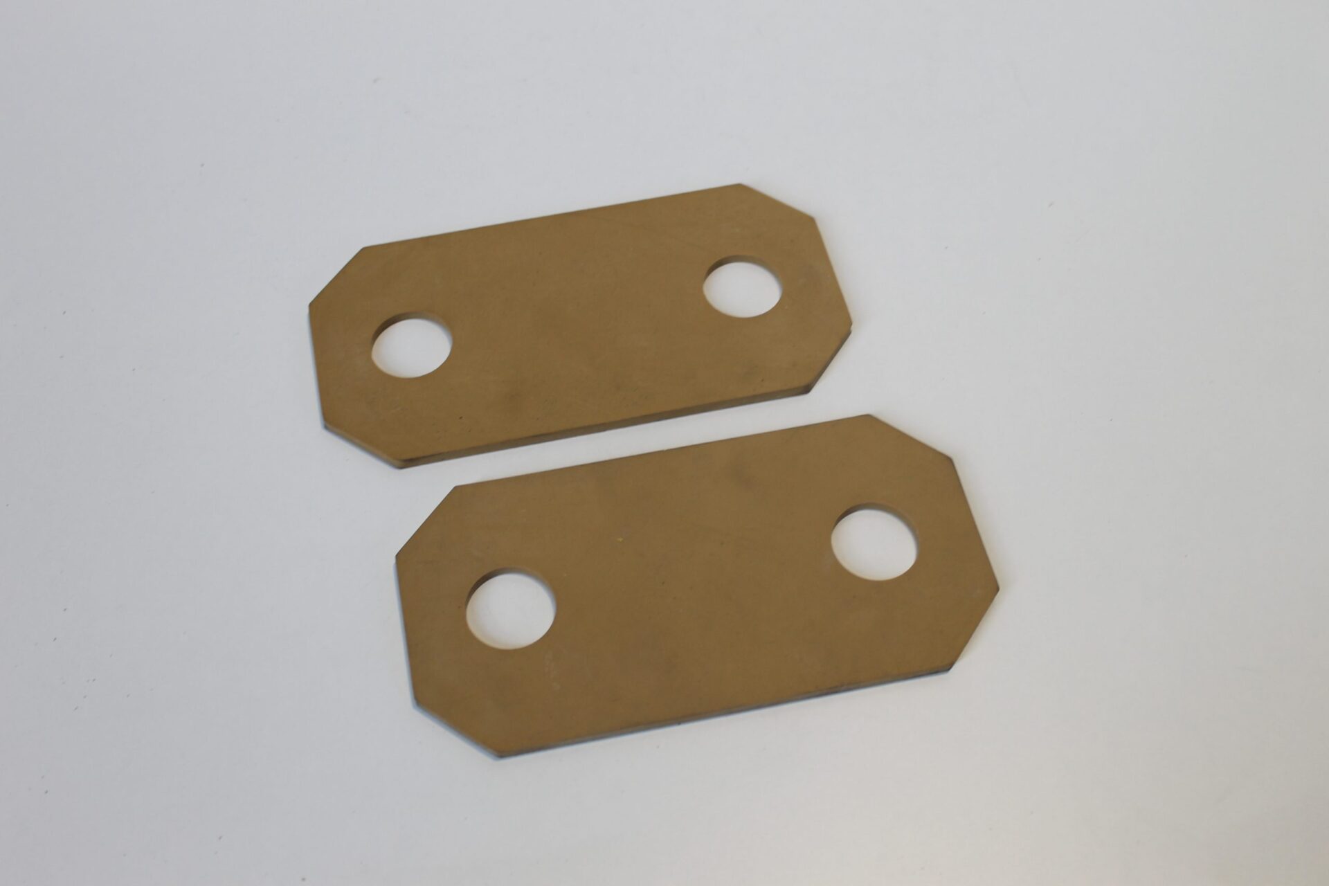 4275620M1, Rubber Cab Mounting Plates, Massey Ferguson Tractors.
