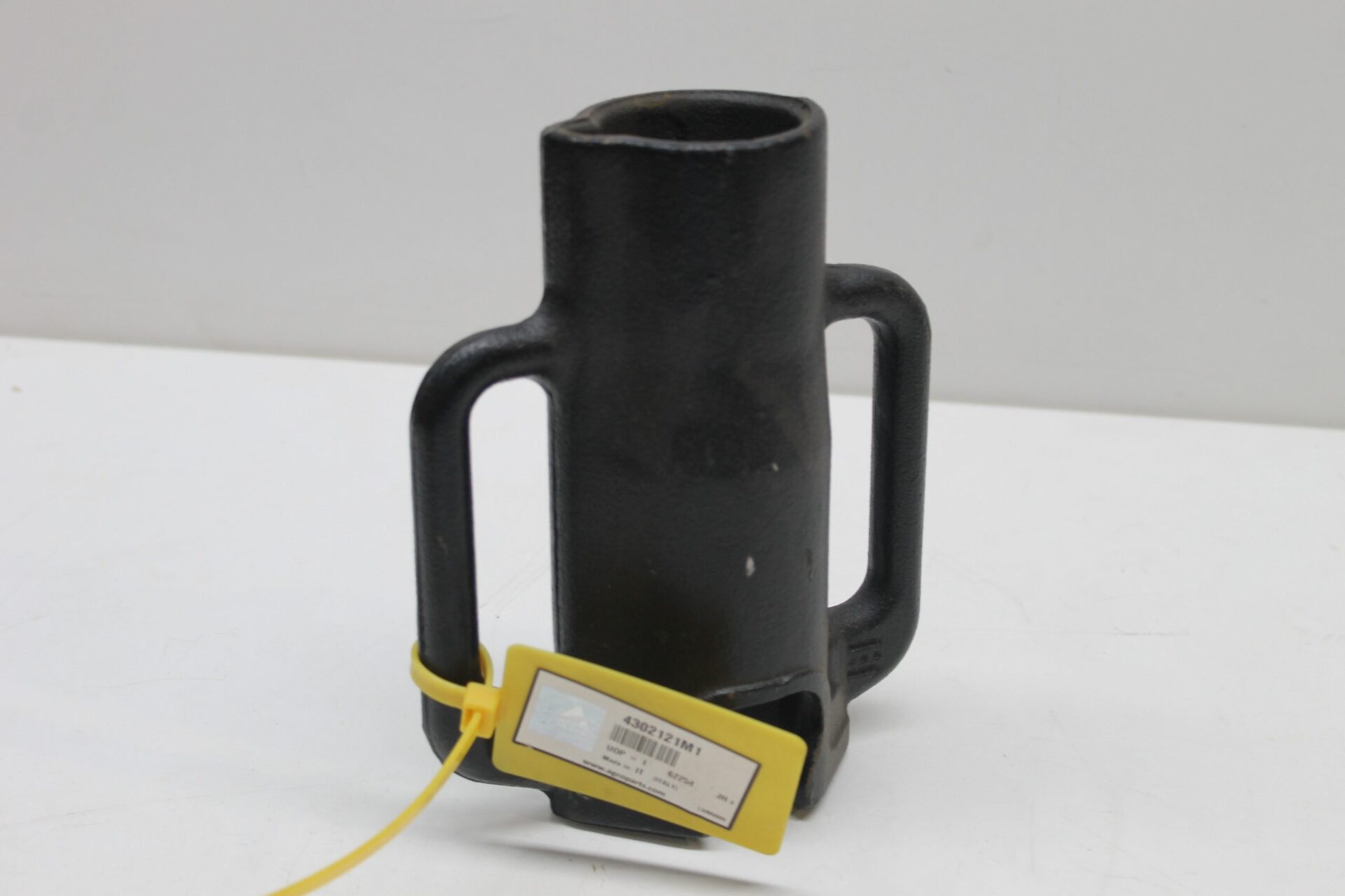 4302121M1, Levelling Box Handle, Massey Ferguson Tractors, Ned Murphy Tractors Ltd.