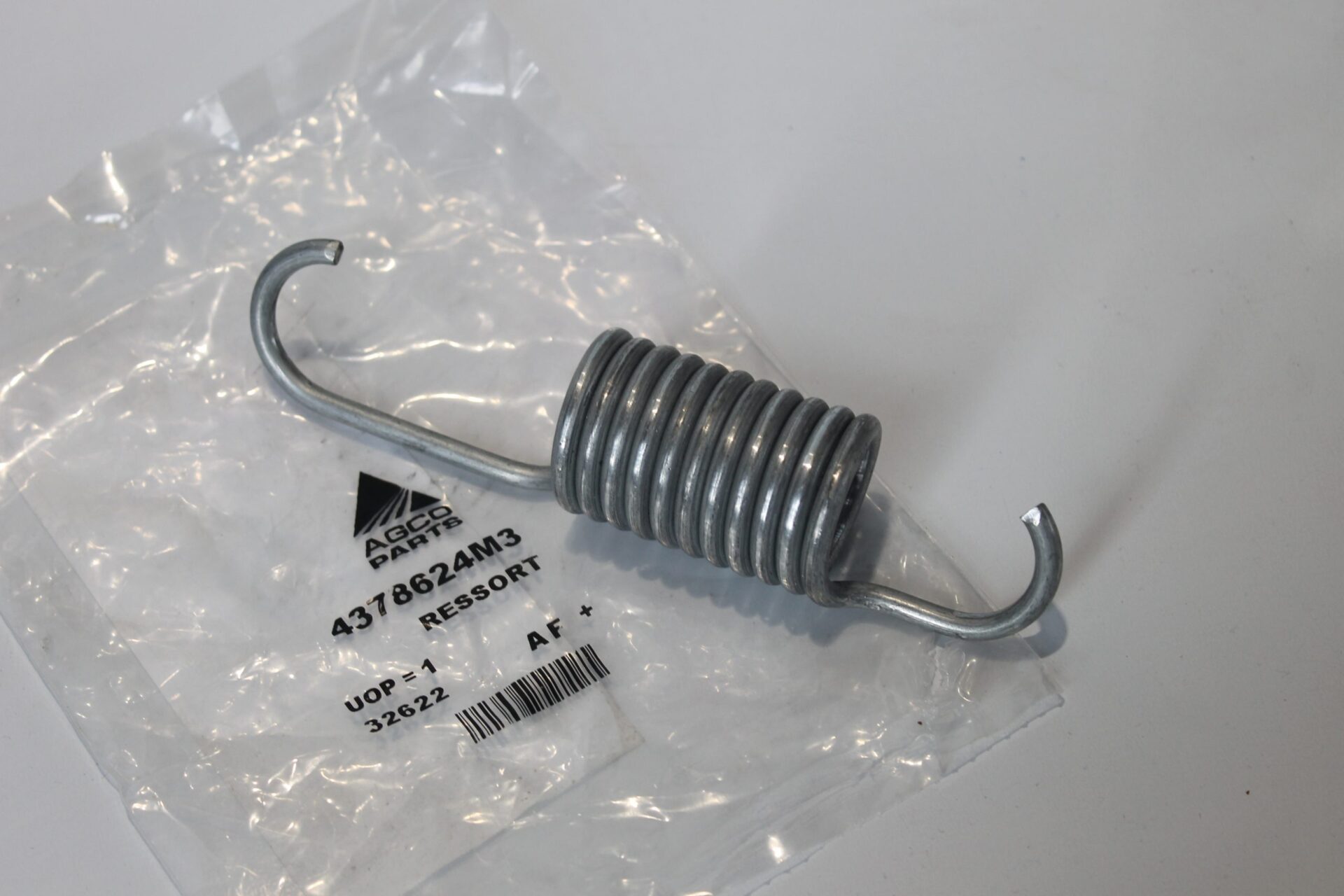 4378624M3, Brake Pedal Spring, Massey Ferguson Tractors, Ned Murphy Tractors Ltd.
