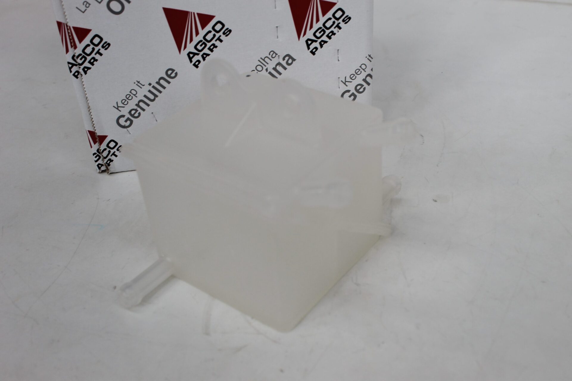 4380934M1, Reservoir Tank, Massey Ferguson Tractors, Ned Murphy Tractors Ltd.