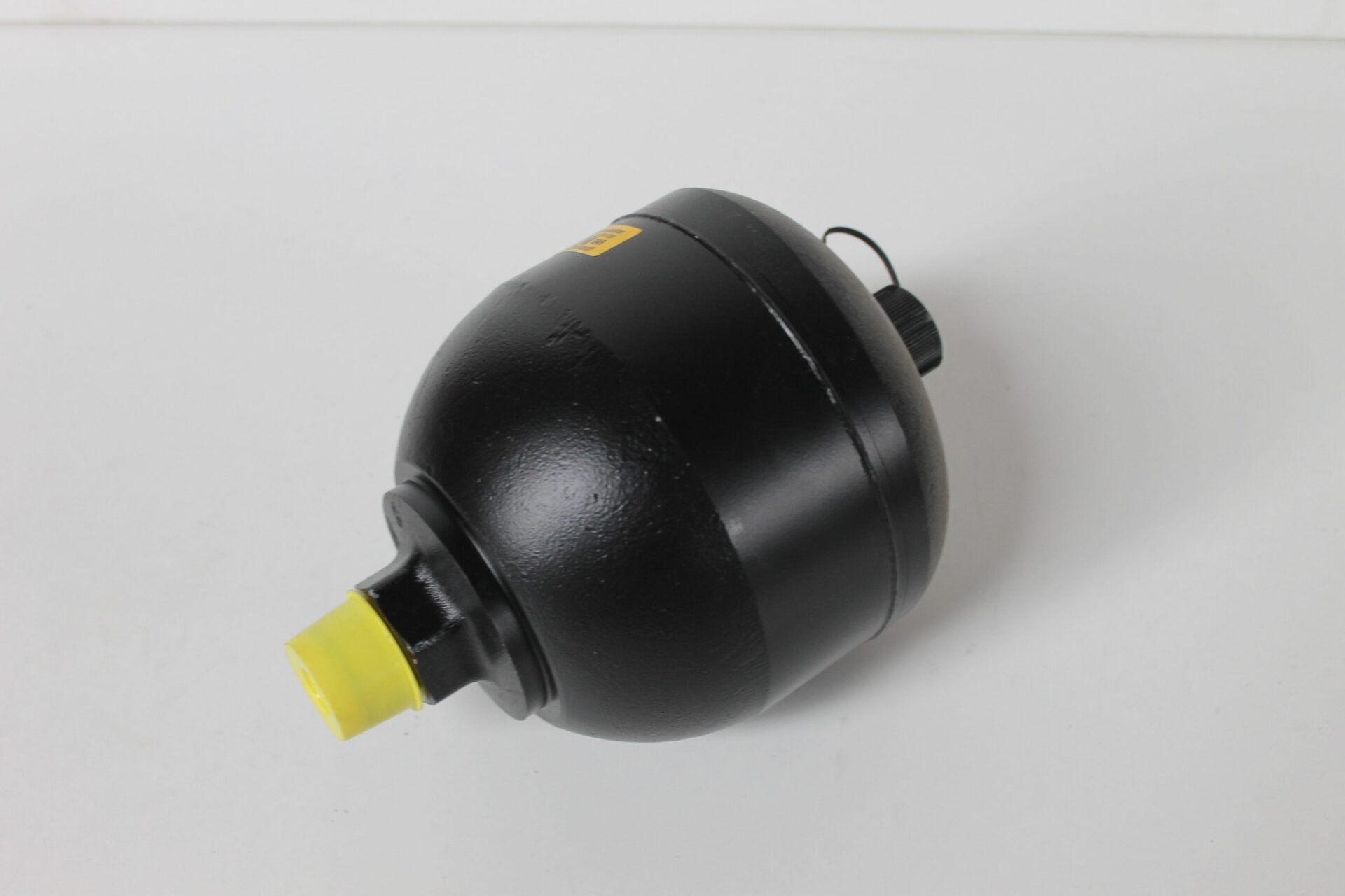 4389931M1, Front Axle Accumulator, Massey Ferguson Tractors, Ned Murphy Tractors Ltd.