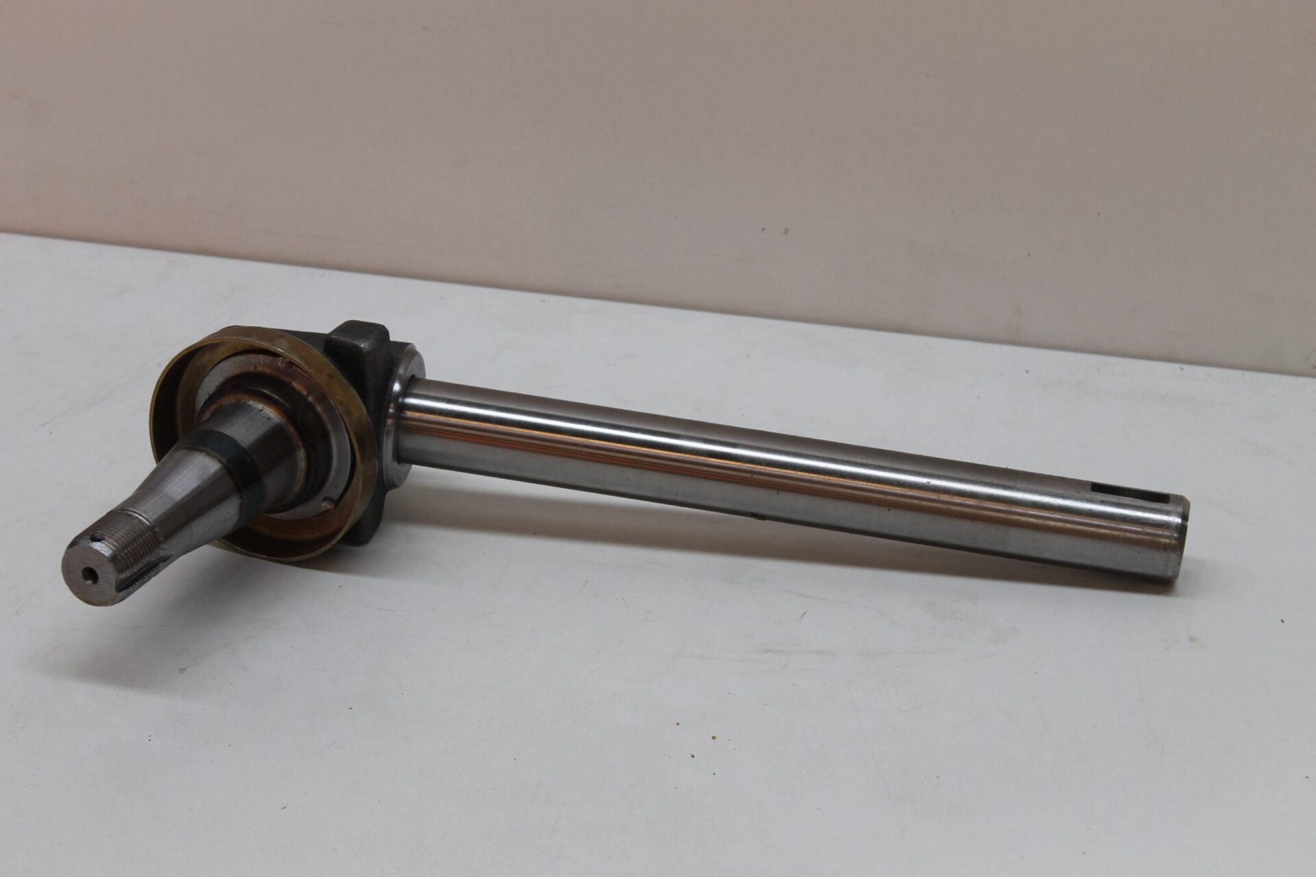 897475M96, RH Spindle, Massey Ferguson Tractors, Ned Murphy Tractors Ltd.