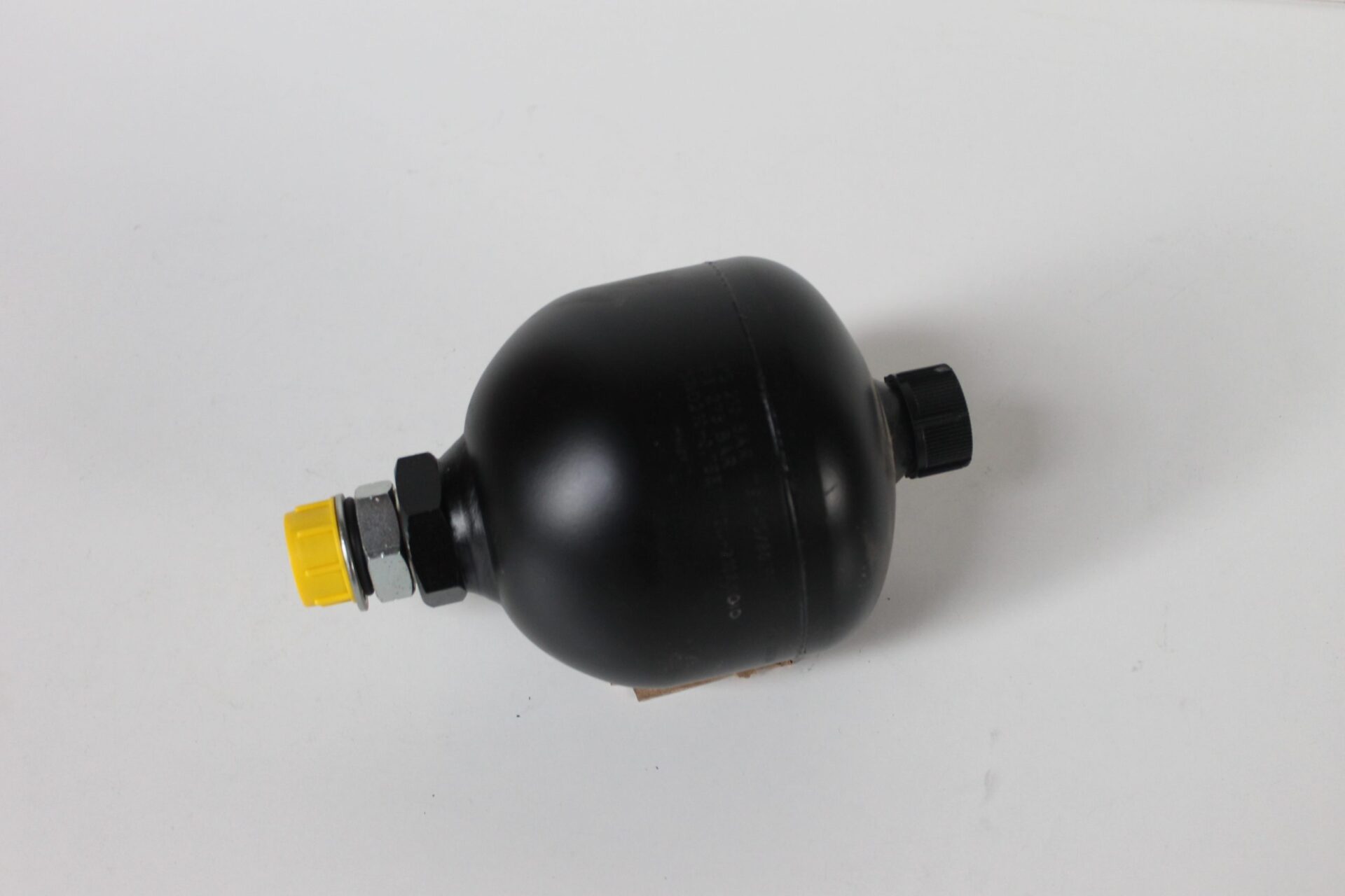 ACP0789020, Front Axle Accumulator, Massey Ferguson Tractors, Ned Murphy Tractors Ltd.