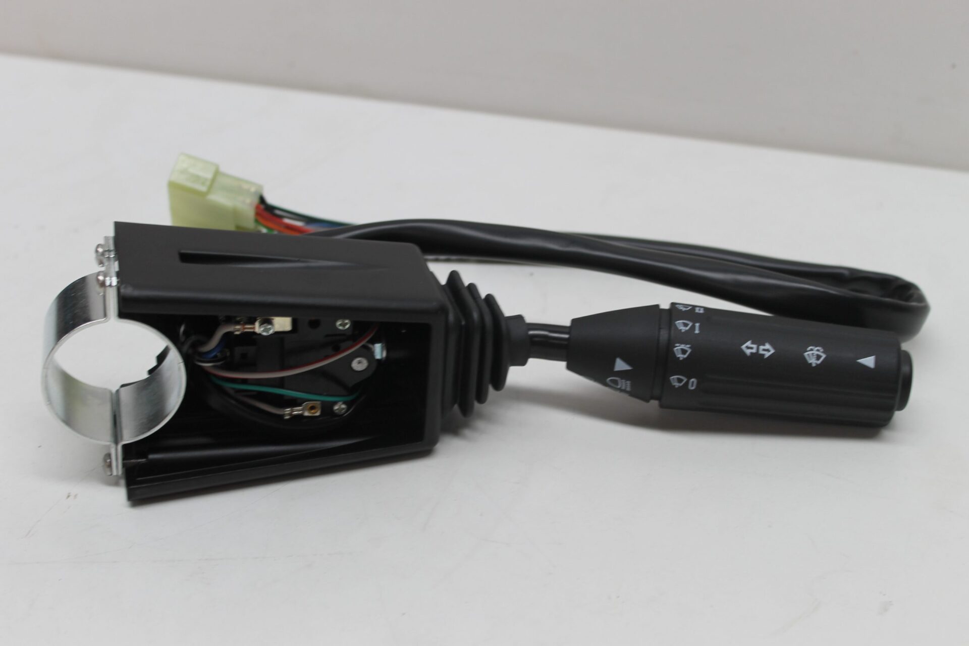 ACW0189490, Indicator Stalk, Massey Ferguson Tractors, Ned Murphy Tractors Ltd.