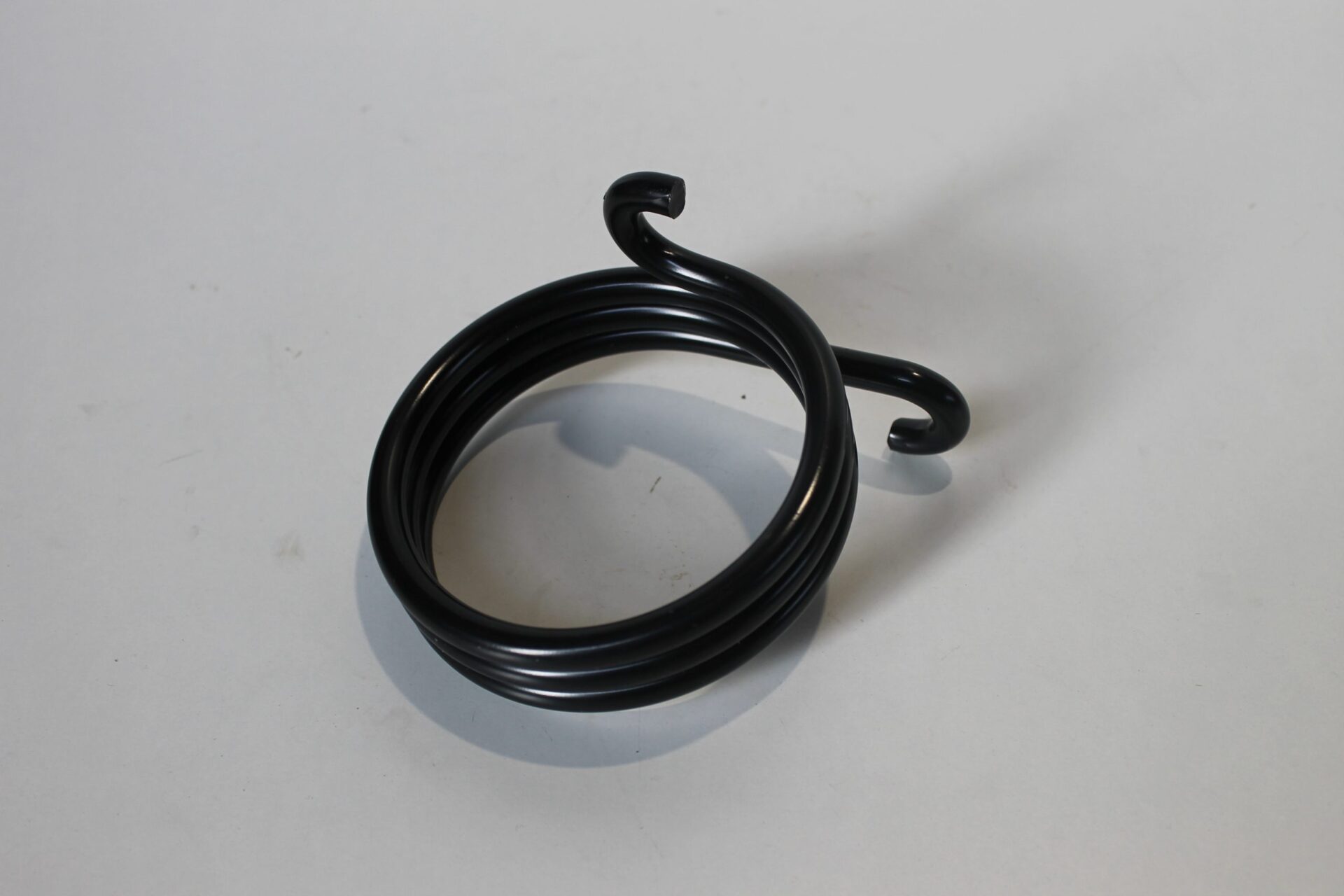 F718701030040, Right Hand Side, Mudguard Swivel Spring, Massey Ferguson Tractors, Ned Murphy Tractors Ltd.