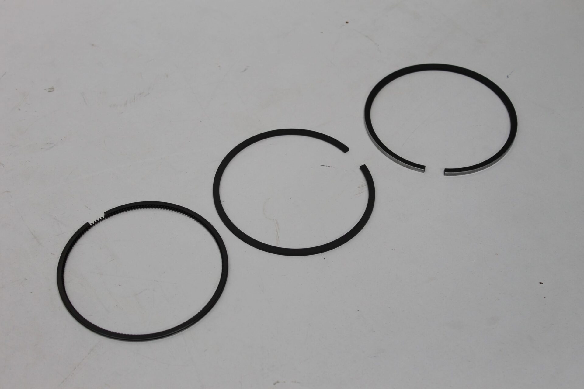 4225072M91, Piston Ring Set, Massey Ferguson Tractors ltd