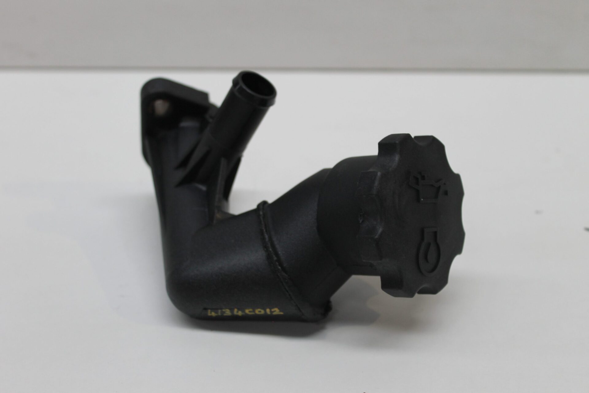 4222041M1,Engine Oil Filler Tube, Massey Ferguson ltd.