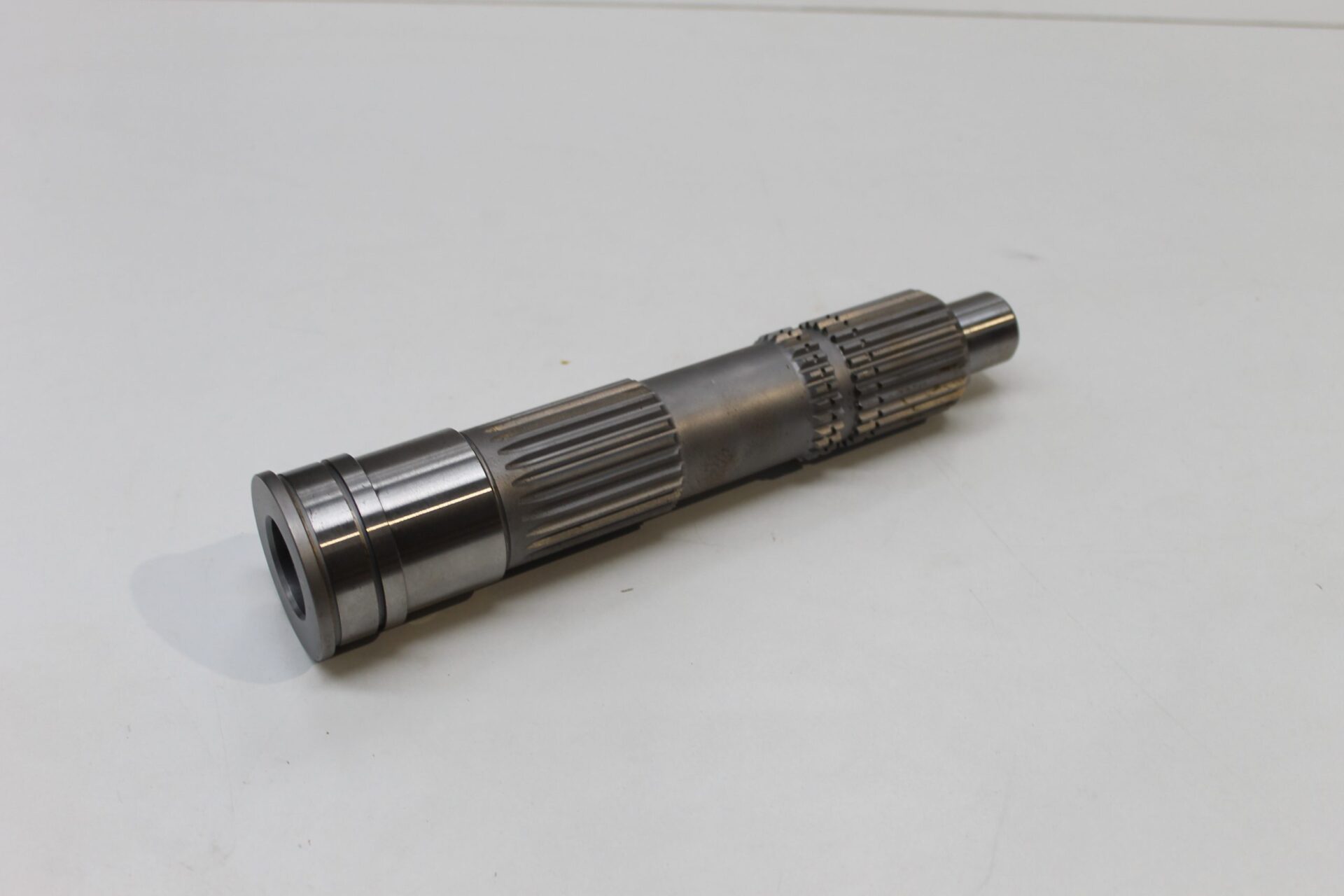 Input Shaft 3790851M5, Ned Murphy Tractors Ltd. Massey Ferguson Tractors