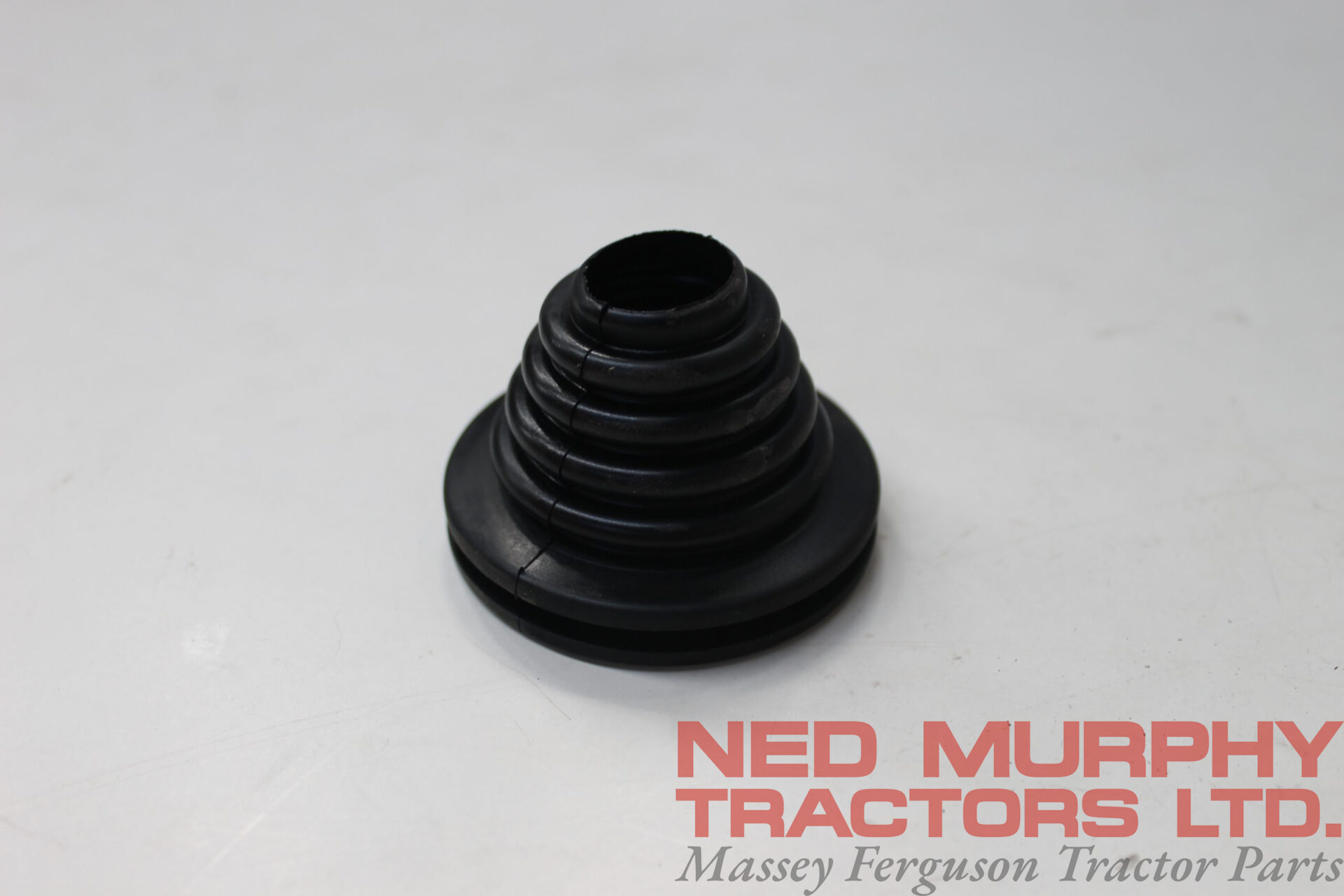 4354888M2, Beacon Grommet, Massey Ferguson Tractors, Ned Murphy Tractors Ltd.
