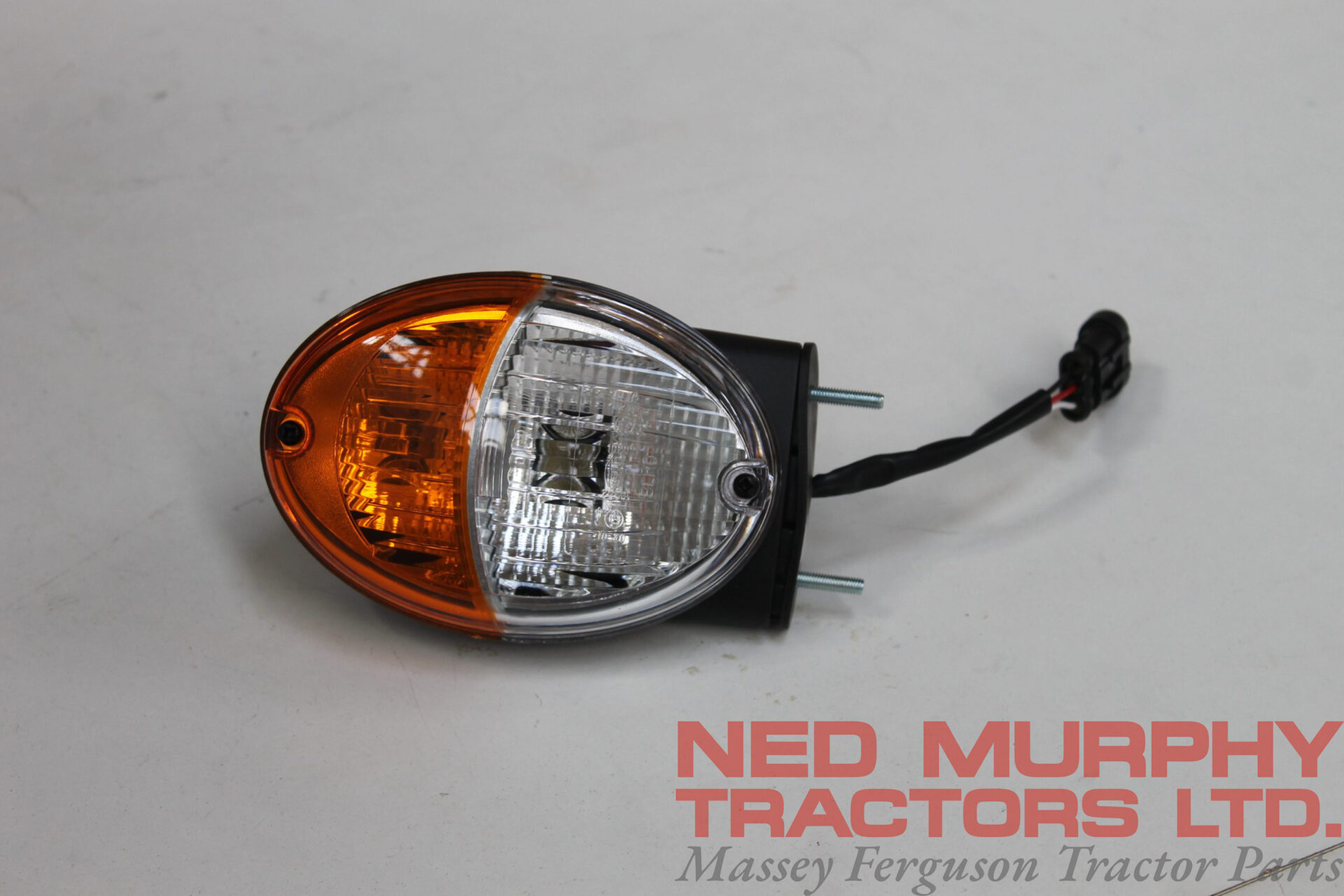 4384571M1, Front Indicator Light RH, Massey Ferguson Tractors, Ned Murphy Tractors Ltd.