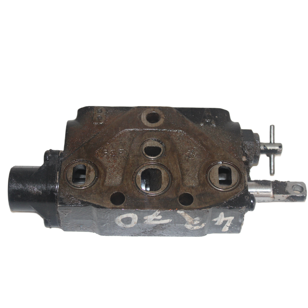 3596140M91, Spool Valve, Massey Ferguson Tractors, Ned Murphy Tractors Ltd.