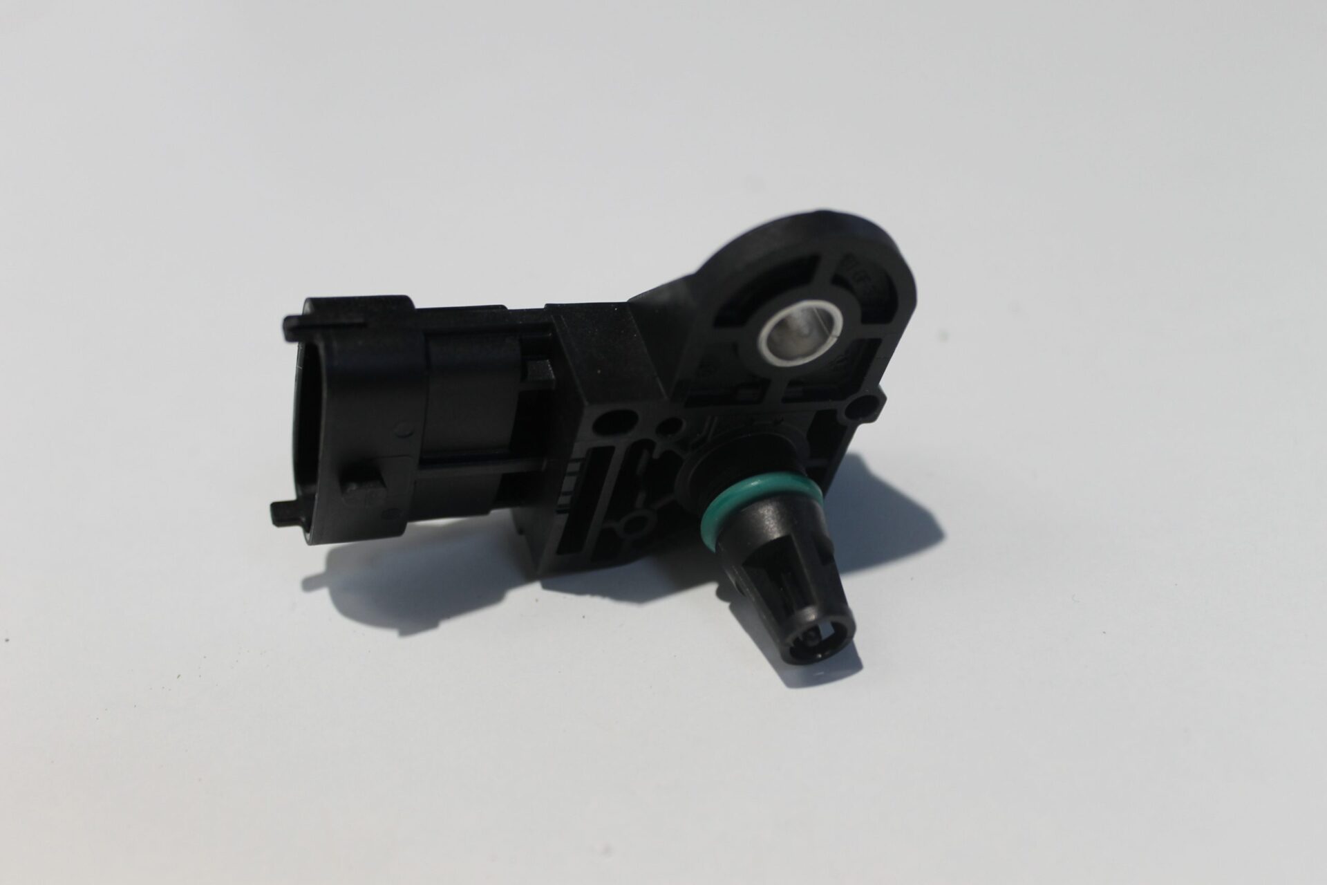 Air Intake Temperature & Boost Sensor, V837073934, Massey Ferguson Tractors, Ned Murphy Tractors Ltd.