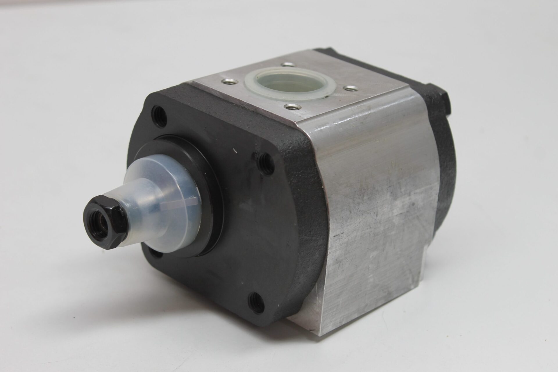 4301819M2, Hydraulic Pump, Massey Ferguson Tractors, Ned Murphy Tractors Ltd.