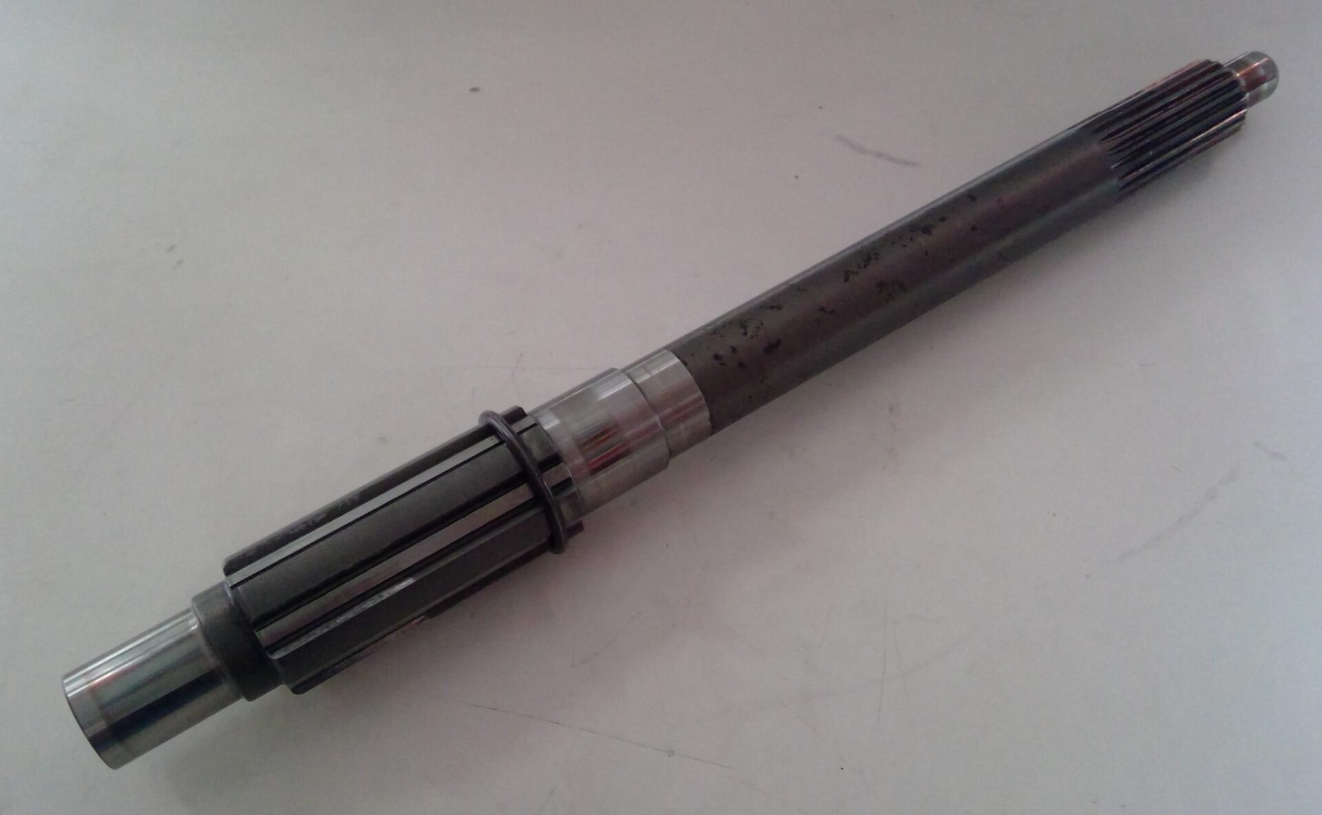 1692502M2, Input Shaft, Massey Ferguson Tractors, Ned Murphy Tractors Ltd.