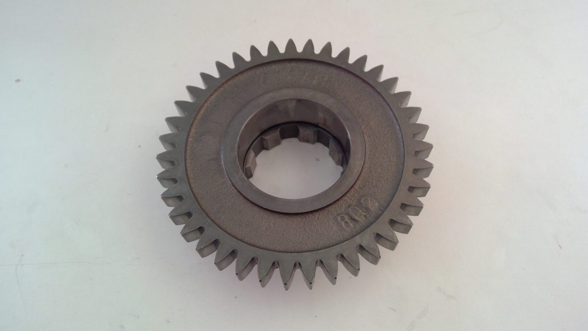 3816419M1, Gear 39T, Massey Ferguson Tractor, Ned Murphy Tractors Ltd.