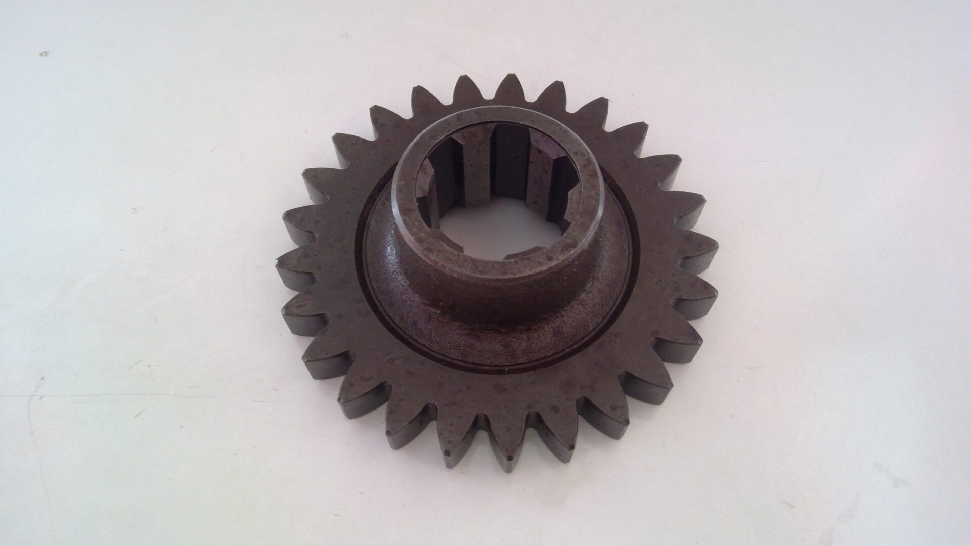 3811204M1, Gear 25T, Massey Ferguson Tractors, Ned Murphy Tractors Ltd.