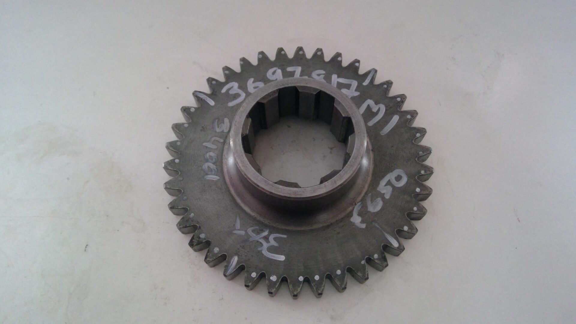 Gear 38T 3697817M1, Massey Ferguson Tractors, Ned Murphy Tractors Ltd.