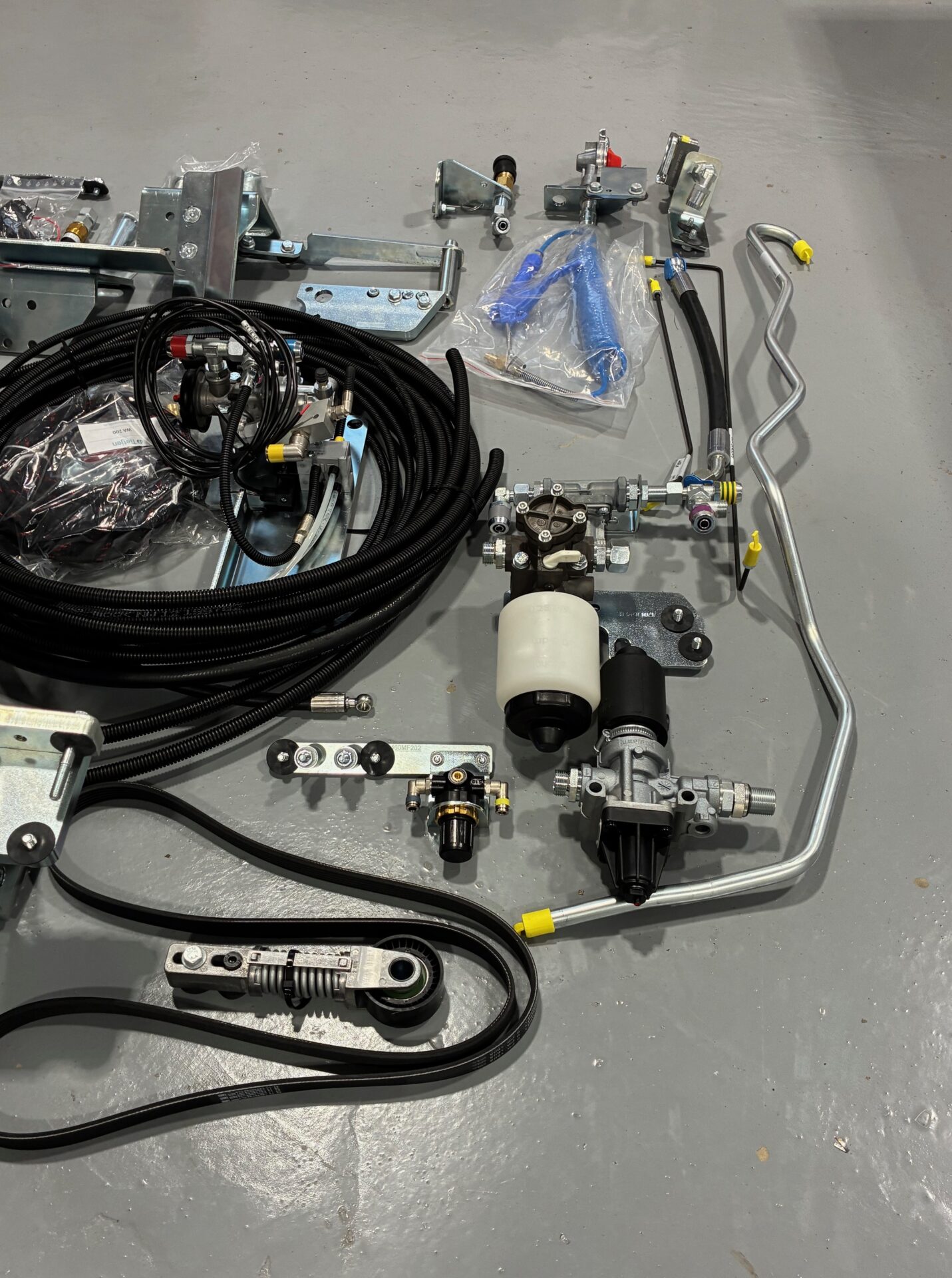 Air Brake Kit 7619, 7620, 7622, 7624 Dyna 6. Massey Ferguson Tractors, Ned Murphy Tractors Ltd.