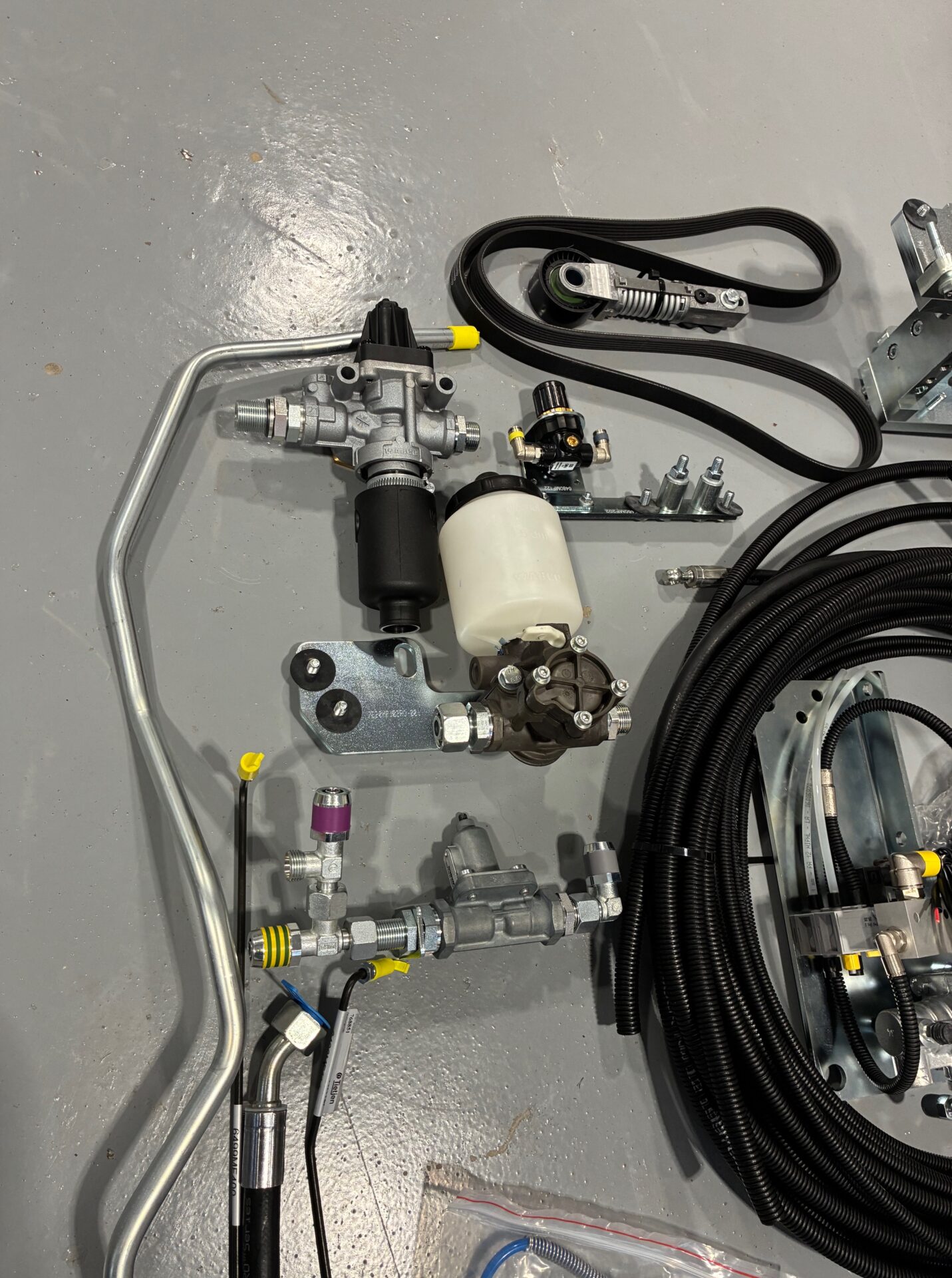 Air Brake Kit 7619, 7620, 7622, 7624 Dyna 6. Massey Ferguson Tractors, Ned Murphy Tractors Ltd.