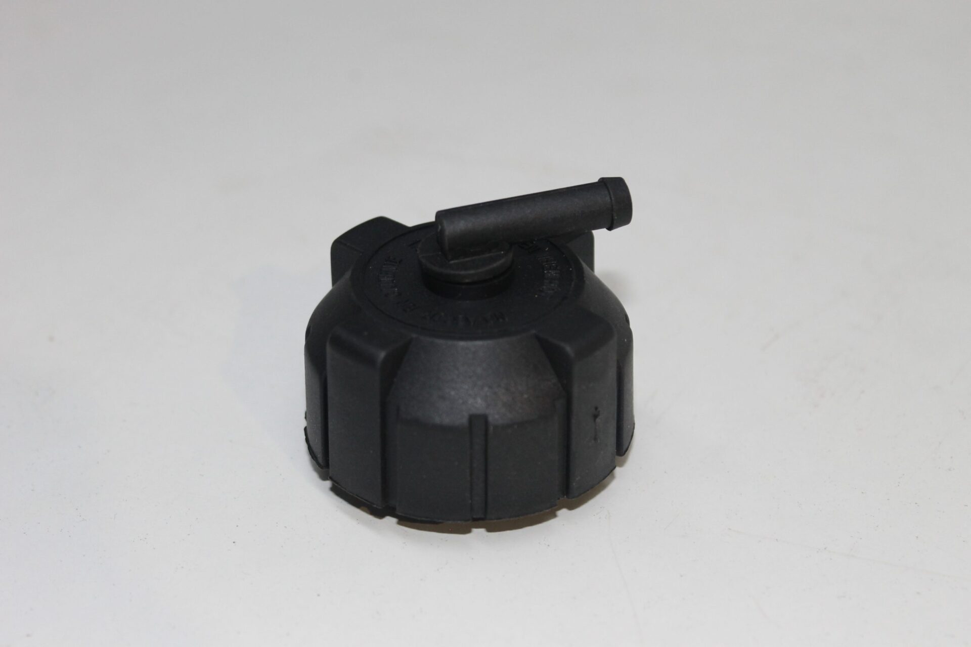 4356380M1, Expansion Tank Cap, Massey Ferguson Tractors, Ned Murphy Tractors Ltd.