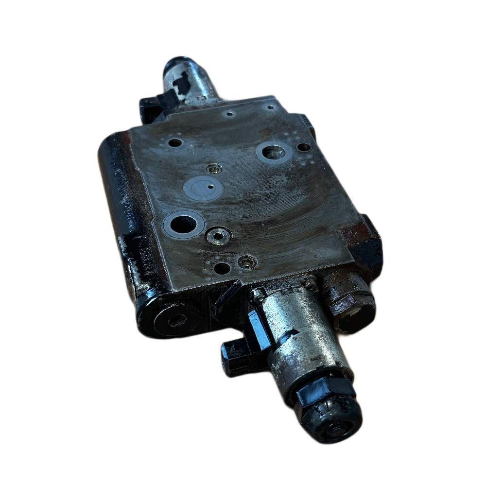 3796179M2, Control Valve, Massey Ferguson Tractors, NMT Group.