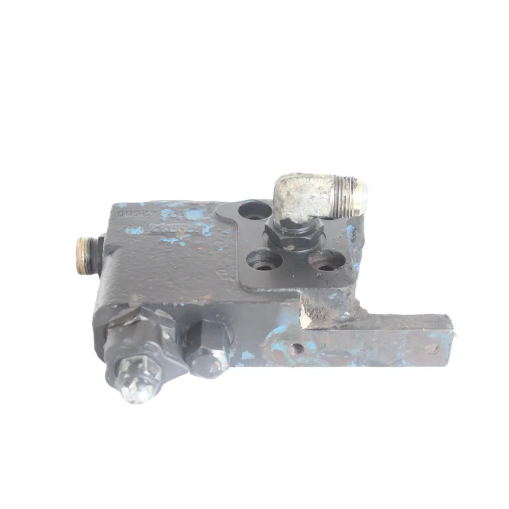 3582523M2, FLOW PART VALVE, Massey Ferguson Tractors, Ned Murphy Tractors Ltd.