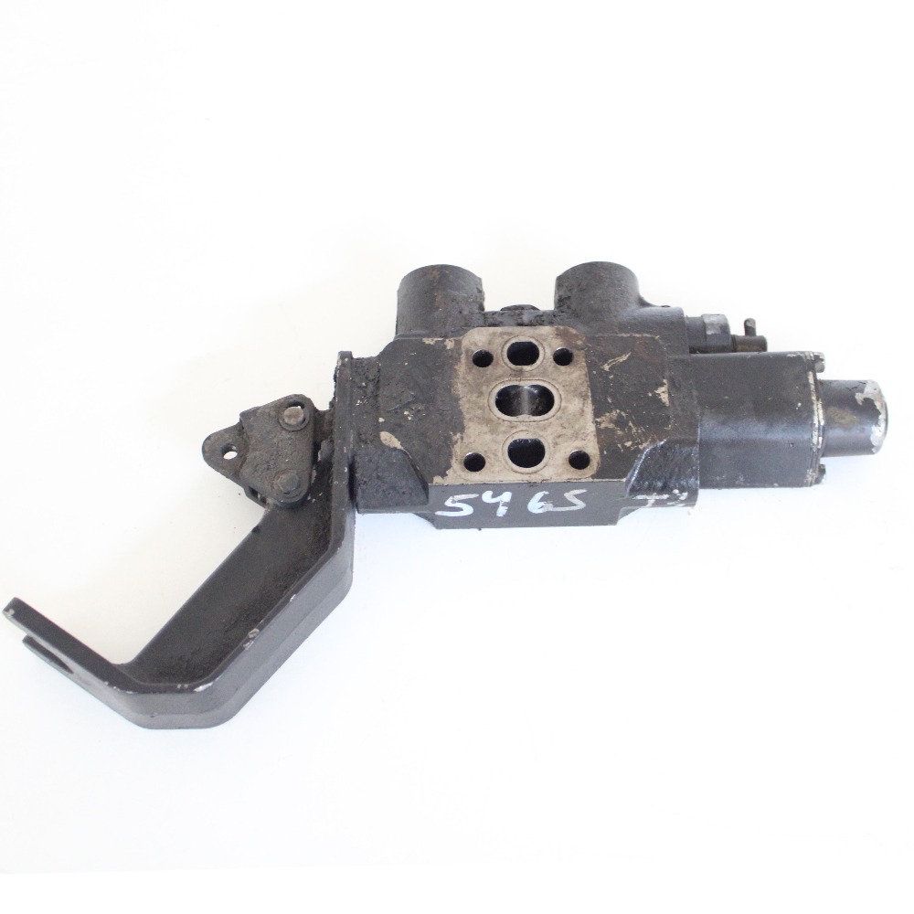 4304306M2, Distributor, Massey Ferguson Tractors, Ned Murphy Tractors Ltd.