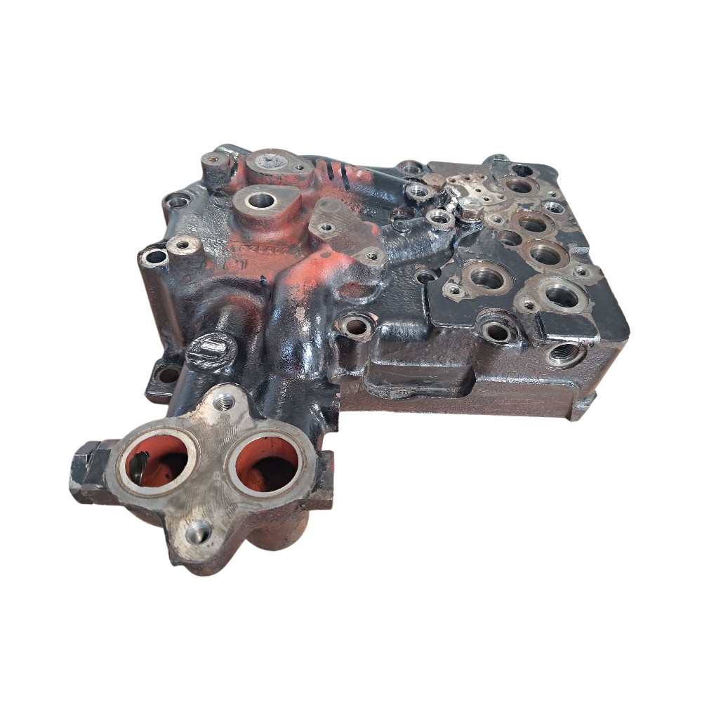 Hydraulic Right Cover 4301184M11, Massey Ferguson Tractors, NMT Group.