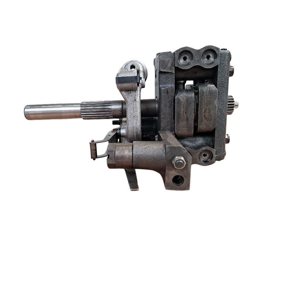Pump 4200076M91, Massey Ferguson Tractors, NMT Group.