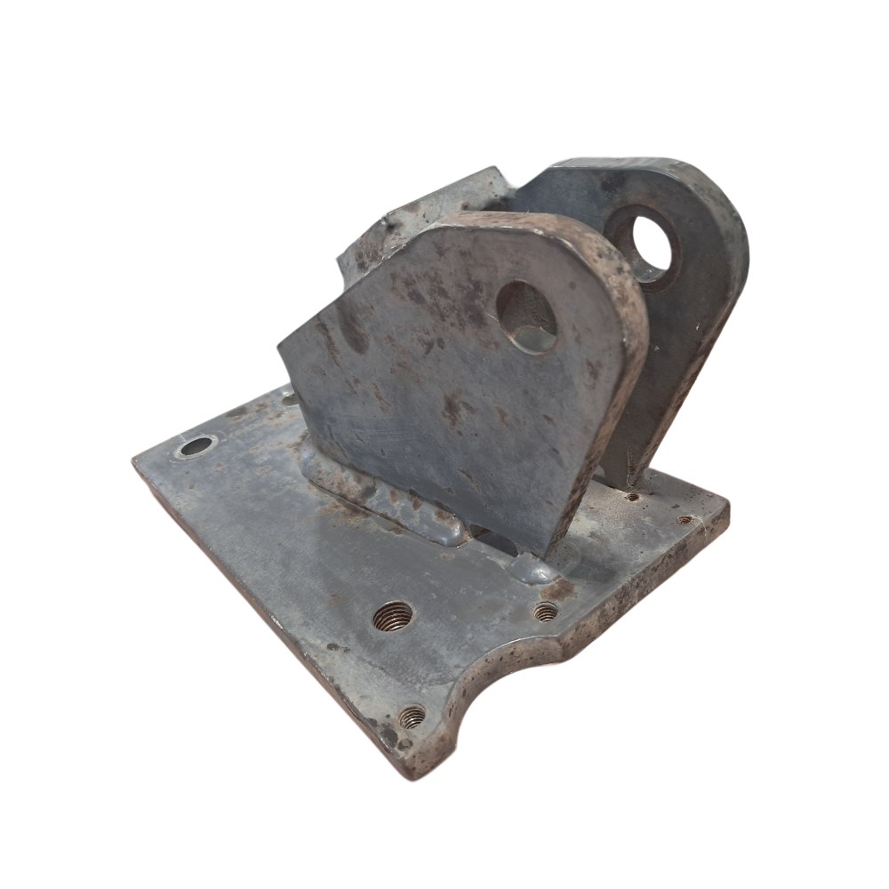 Right Side Bracket 4313925M92, Massey Ferguson Tractors, NMT Group.