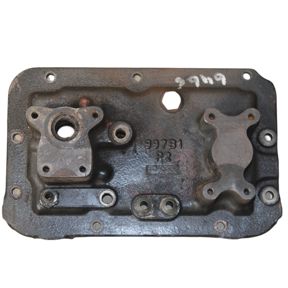 3795124M2, Side Cover, Massey Ferguson Tractors, Ned Murphy Tractors Ltd.