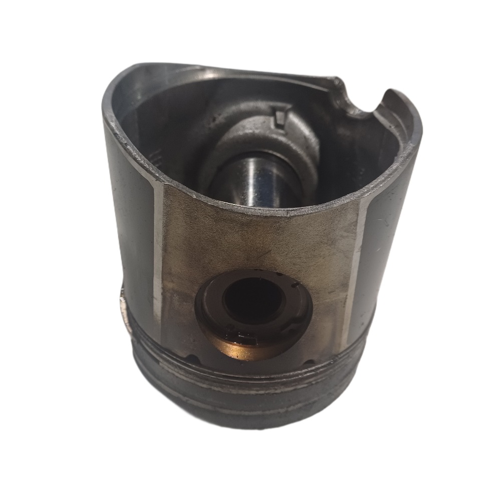 Piston V836840596.Massey Ferguson Tractors, Ned Murphy Tractors Ltd.
