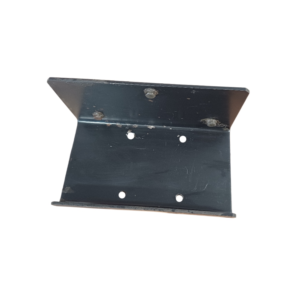 Cowl 3389301M1 Massey Ferguson Tractors, Ned Murphy Tractors Ltd.