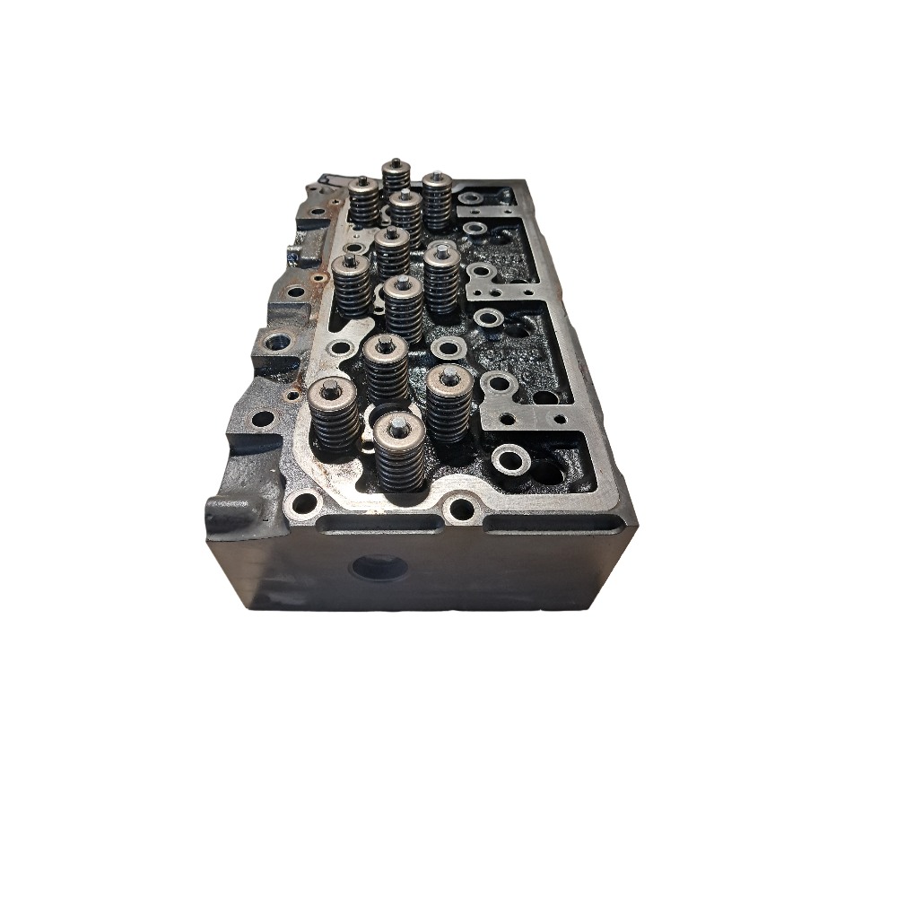 Cylinder Head ACX5038610, Massey Ferguson Tractors, Ned Murphy Tractors Ltd.