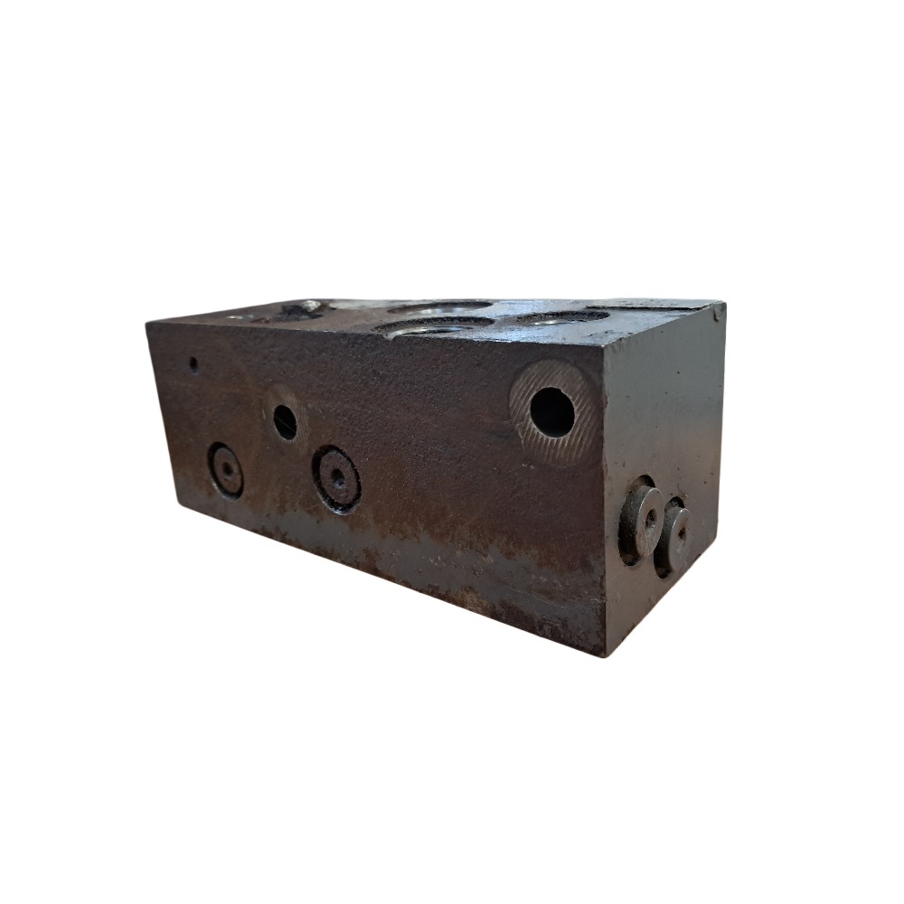Valve Block ACP1122810, Massey Ferguson Tractors, Ned Murphy Tractors Ltd.