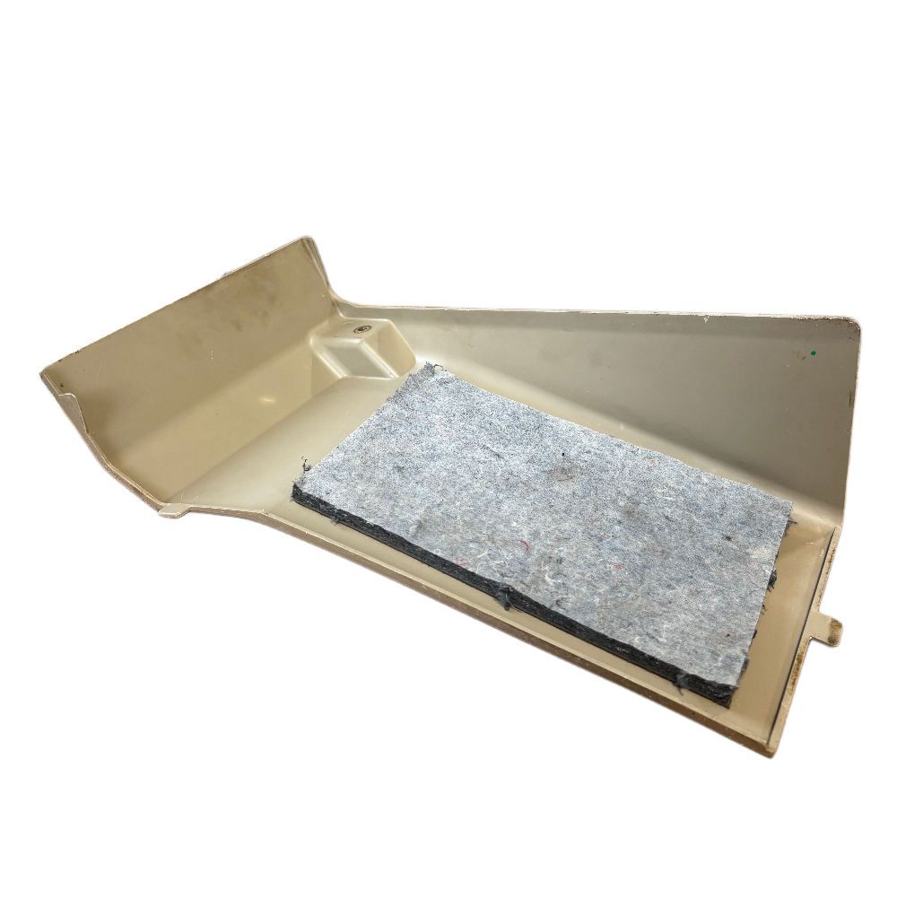 4351511M93, Cover, Massey Ferguson Tractors, NMT Group.