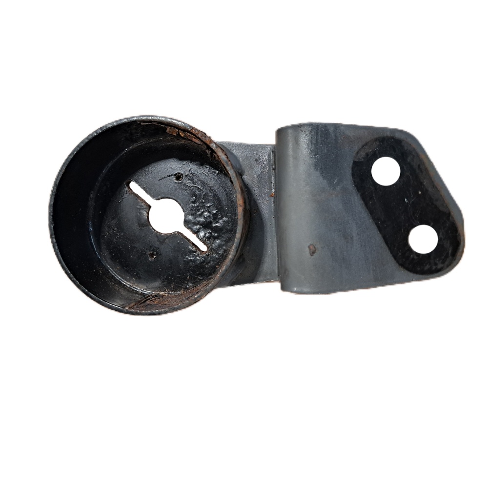 Bracket 4370398M2, Massey Ferguson Tractors, NMT Group.